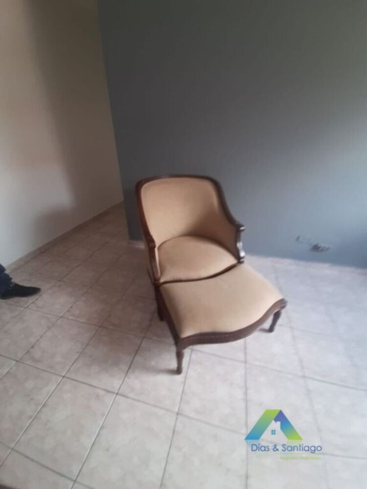 Apartamento à venda com 2 quartos, 66m² - Foto 2