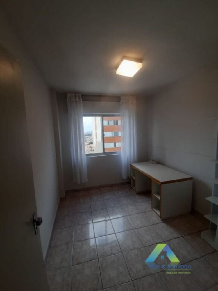 Apartamento à venda com 2 quartos, 66m² - Foto 4