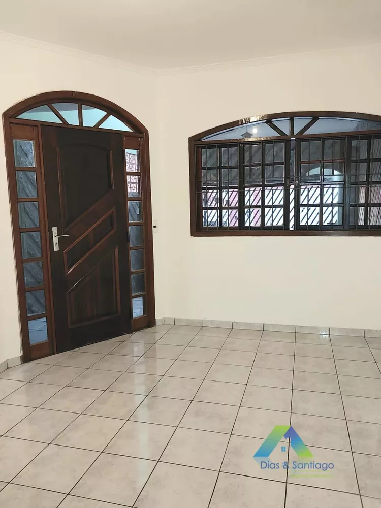 Sobrado à venda com 3 quartos, 170m² - Foto 1