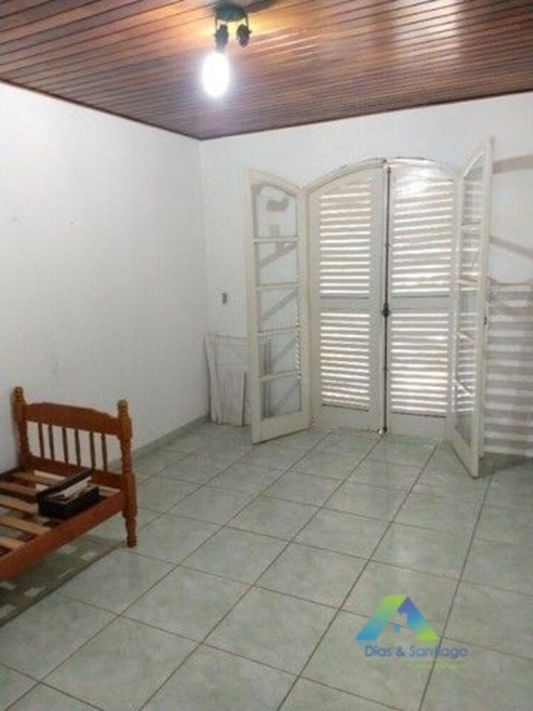 Sobrado à venda com 4 quartos, 219m² - Foto 2