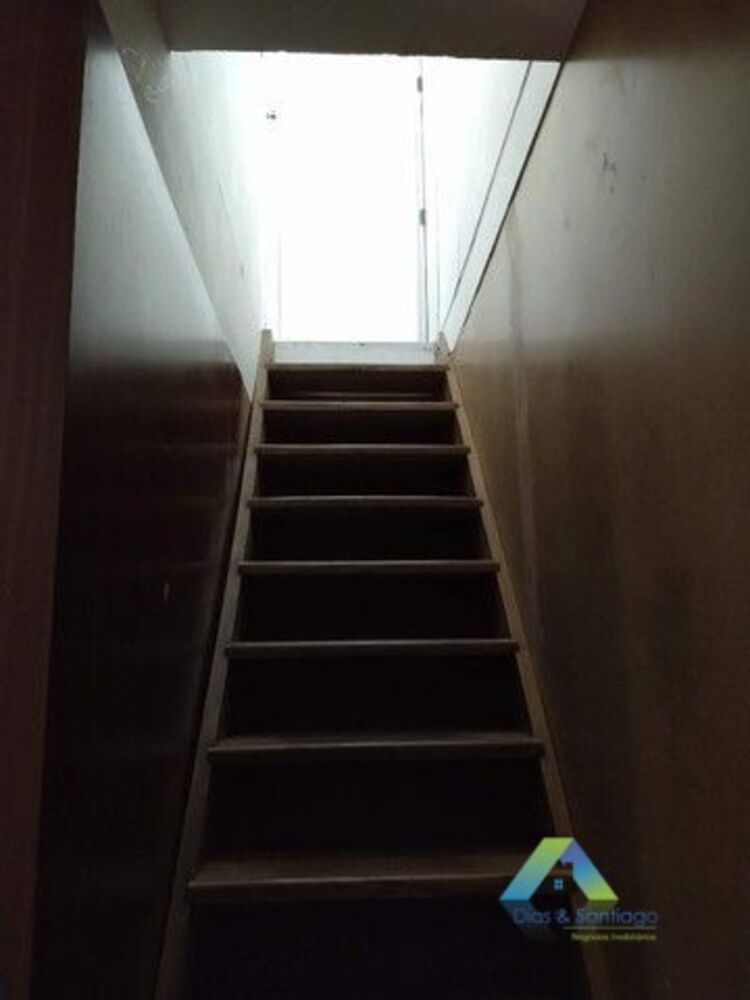 Sobrado à venda com 4 quartos, 219m² - Foto 5