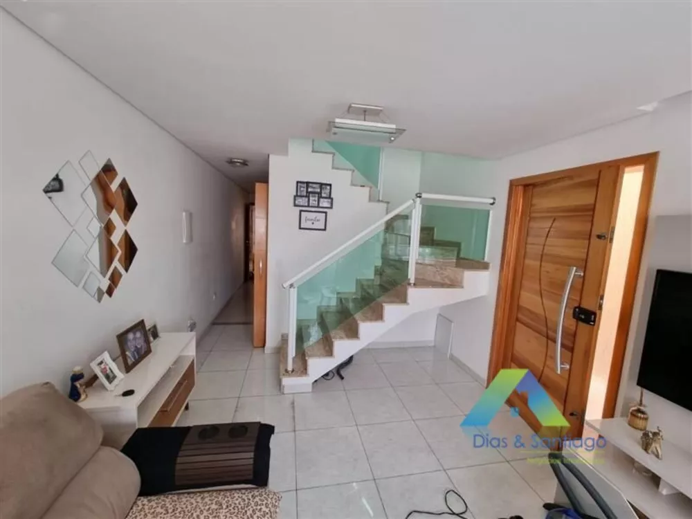 Sobrado à venda com 5 quartos, 160m² - Foto 1