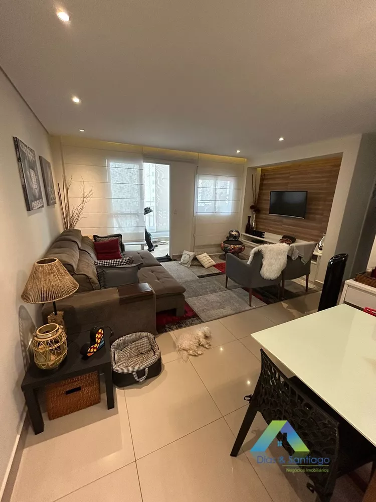 Apartamento à venda com 2 quartos, 75m² - Foto 4