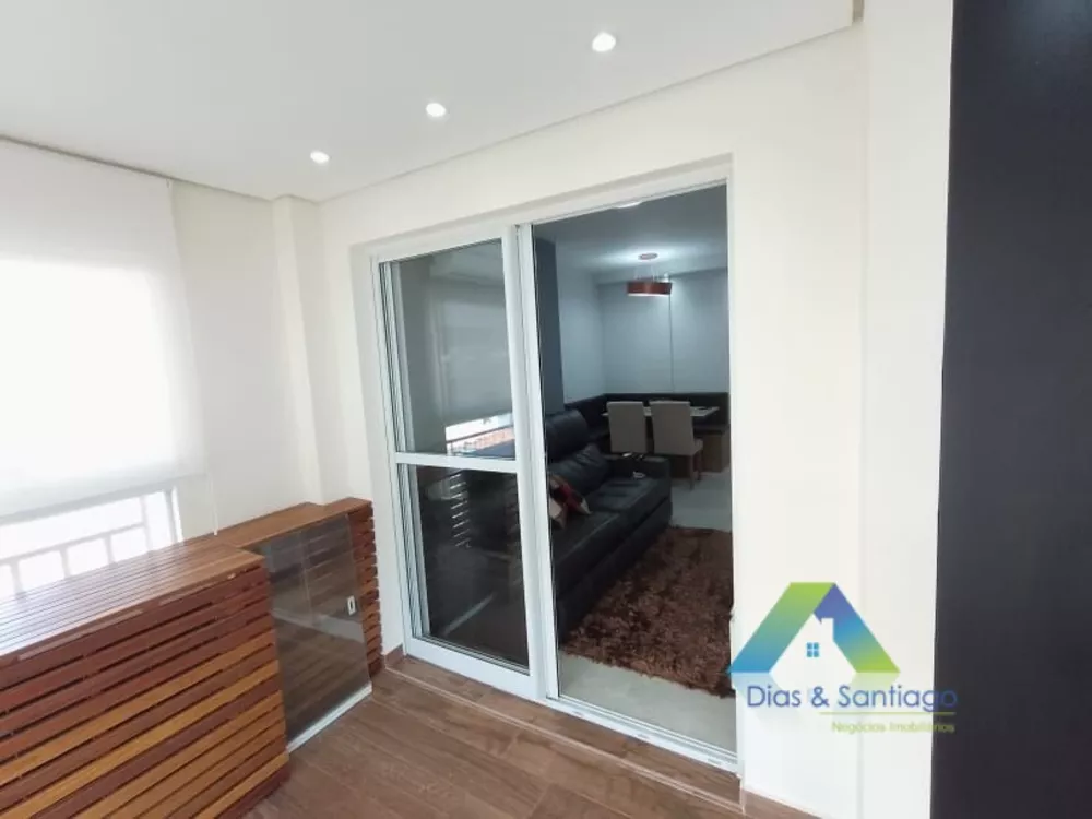 Apartamento à venda com 2 quartos, 64m² - Foto 7