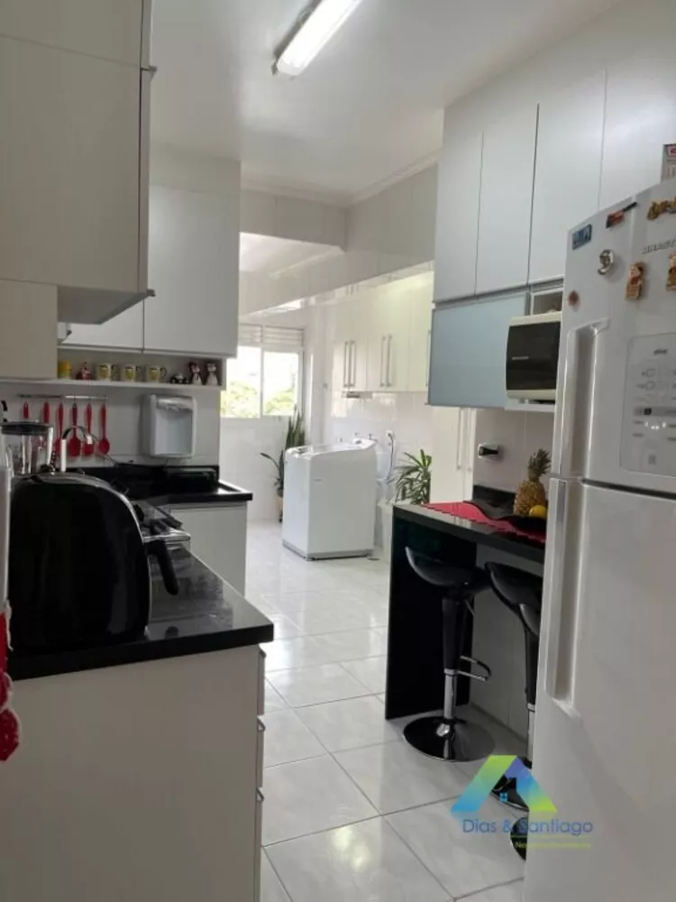 Apartamento à venda com 2 quartos, 112m² - Foto 4