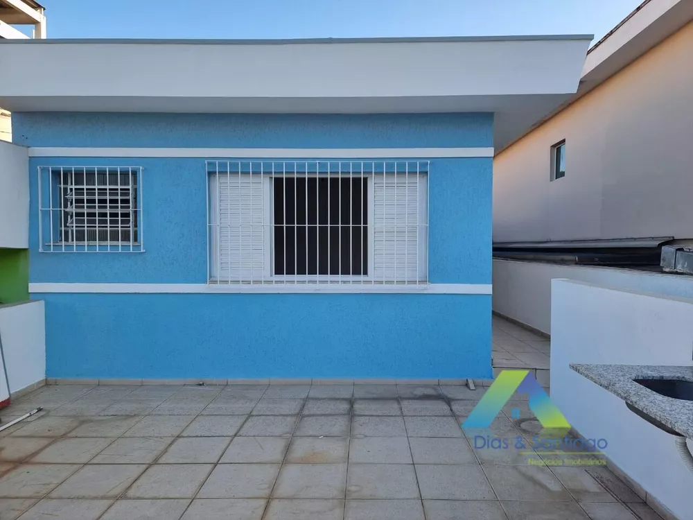 Sobrado à venda com 3 quartos, 210m² - Foto 2