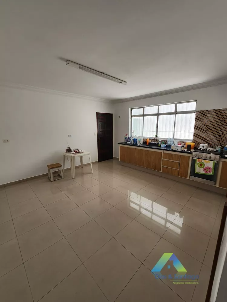 Sobrado à venda com 3 quartos, 210m² - Foto 6