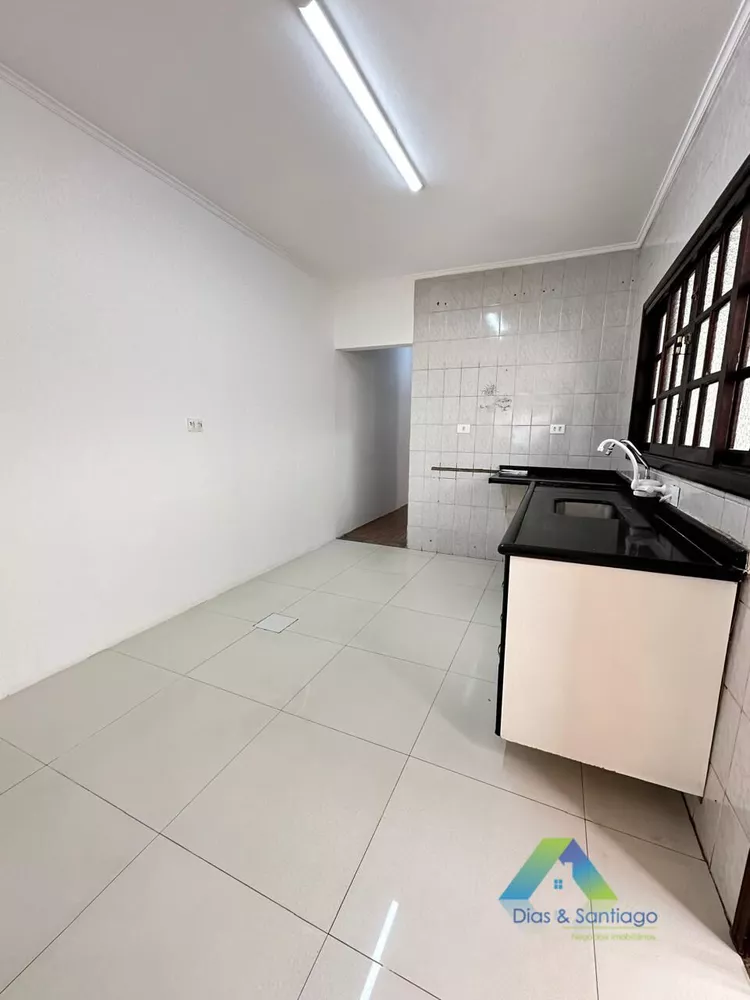 Casa à venda com 2 quartos, 94m² - Foto 4