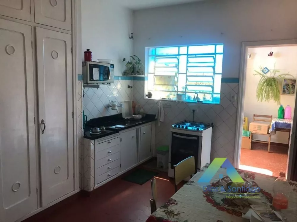 Casa à venda com 2 quartos, 200m² - Foto 3