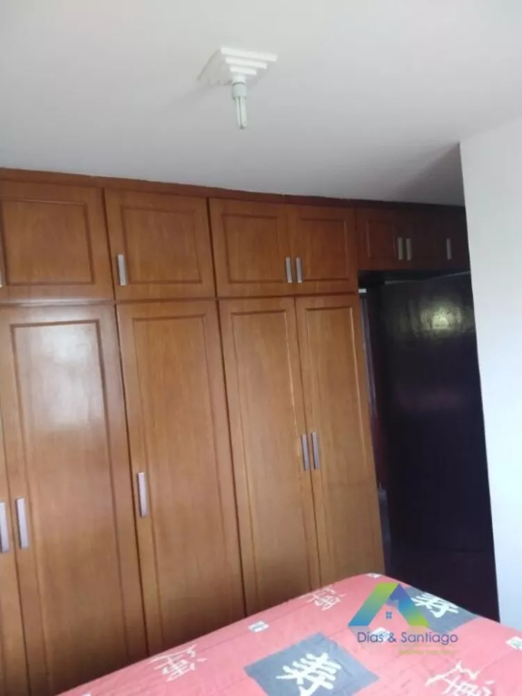 Apartamento à venda com 2 quartos, 69m² - Foto 4