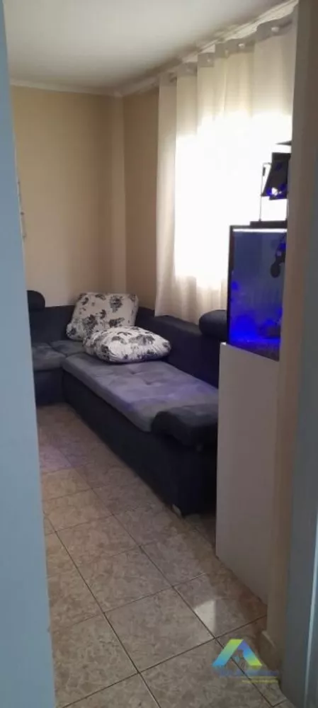 Sobrado à venda com 3 quartos, 160m² - Foto 2