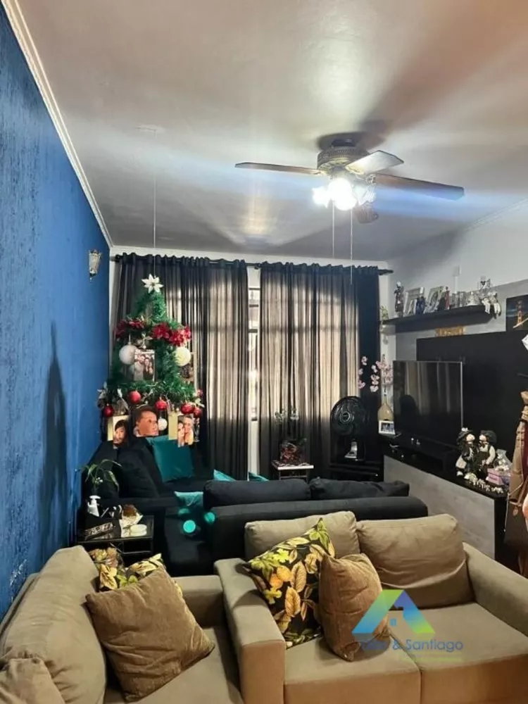 Sobrado à venda com 3 quartos, 200m² - Foto 1