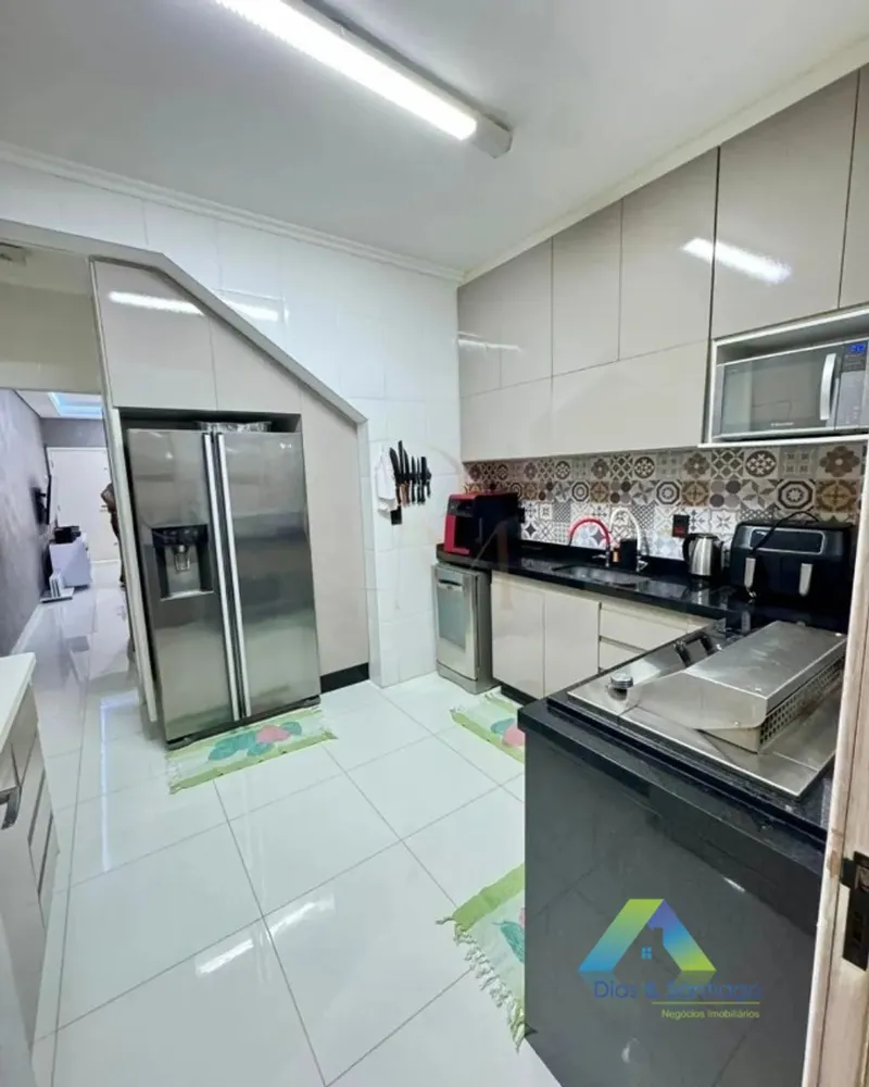 Sobrado, 3 quartos, 126 m² - Foto 1