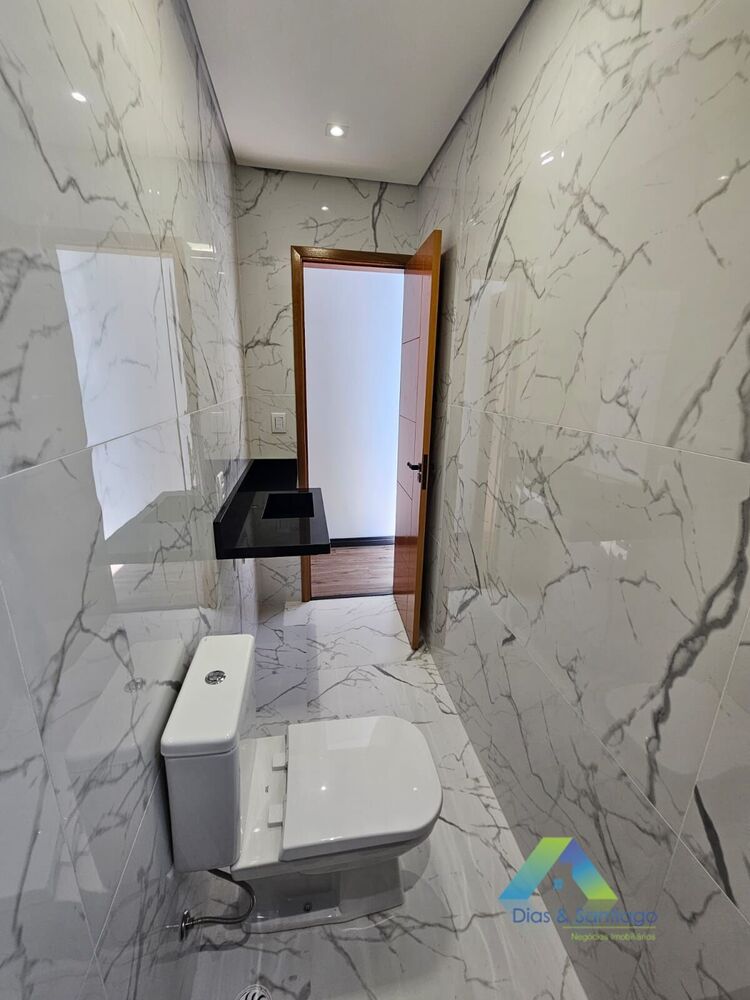 Sobrado à venda com 3 quartos, 150m² - Foto 4