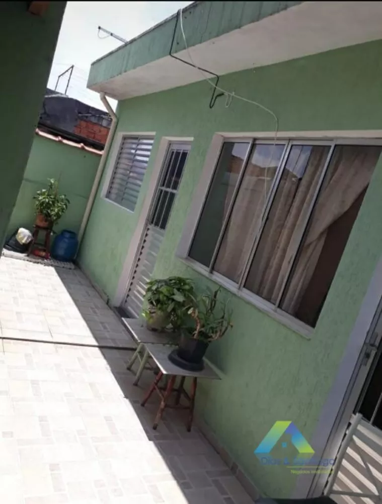 Sobrado à venda com 2 quartos, 180m² - Foto 1