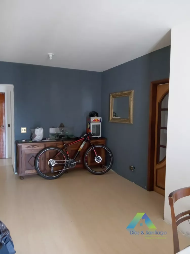 Apartamento à venda com 3 quartos, 77m² - Foto 1