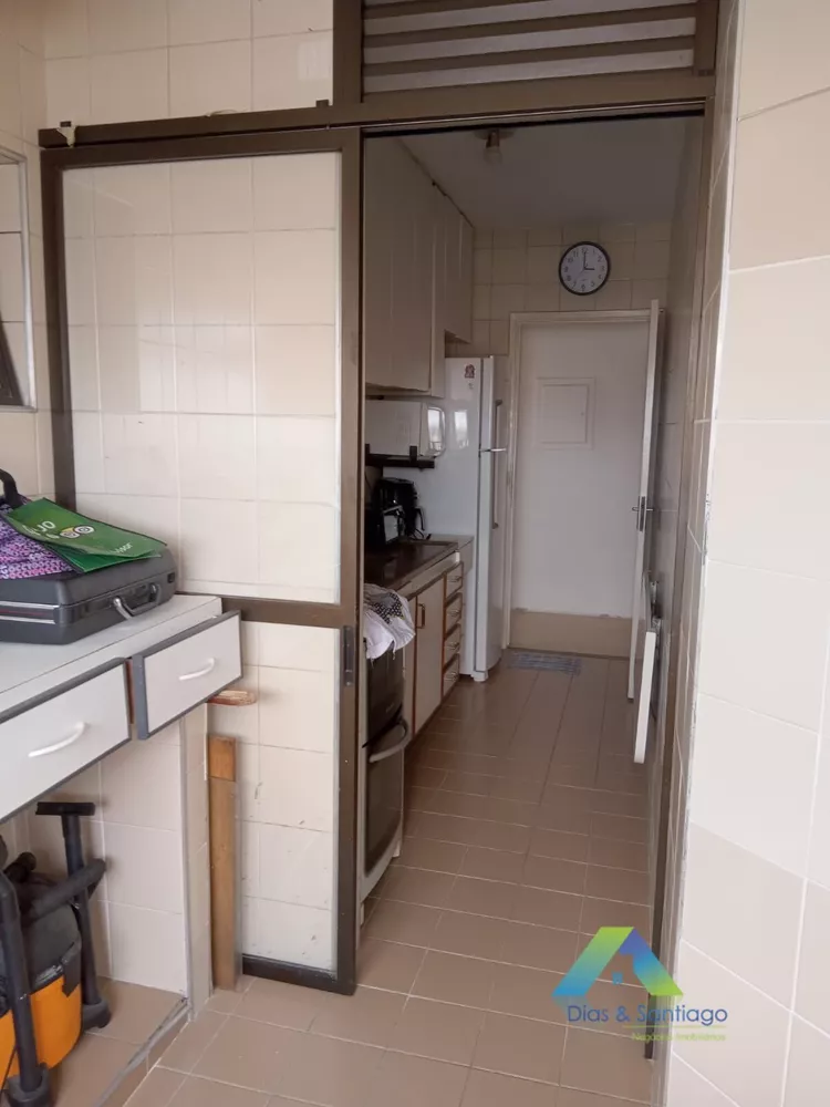 Apartamento à venda com 3 quartos, 77m² - Foto 4