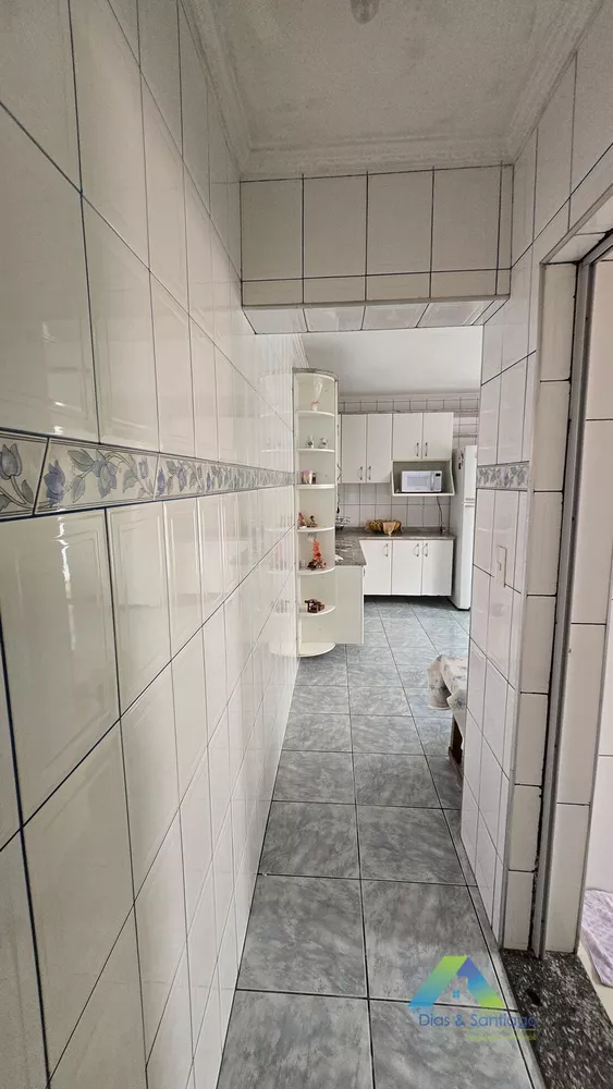 Sobrado à venda com 3 quartos, 185m² - Foto 3