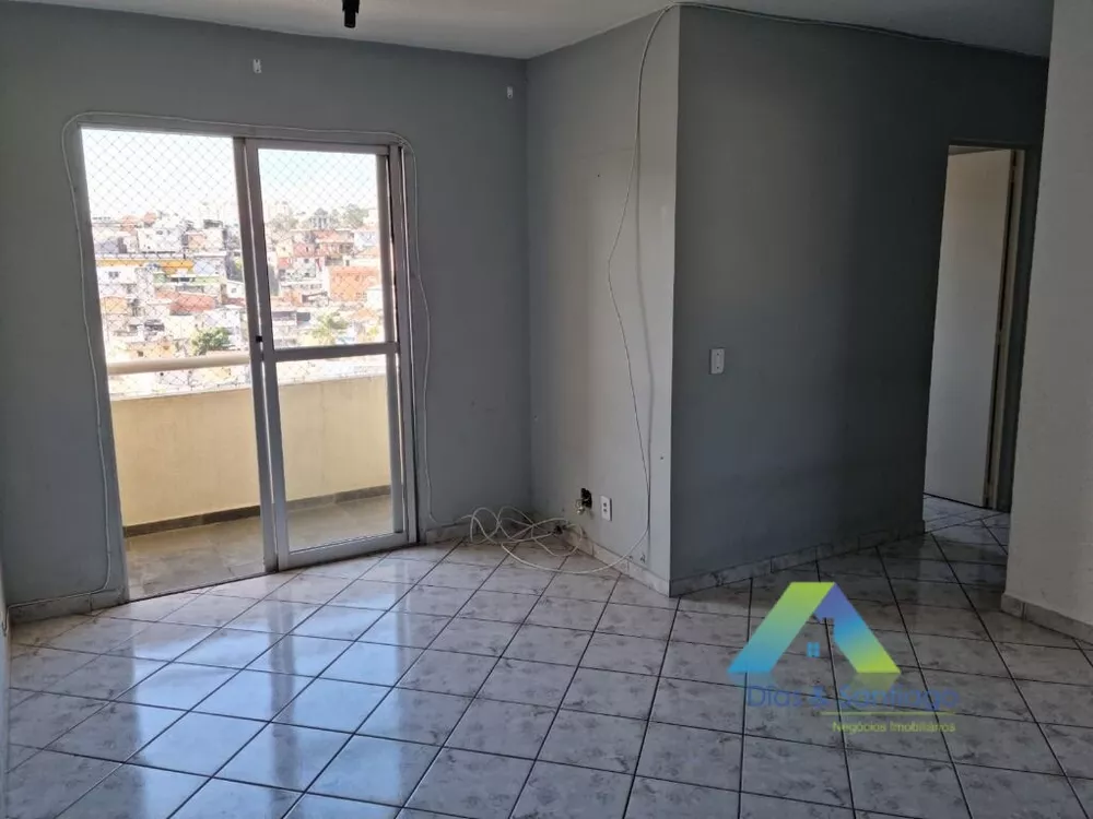 Apartamento à venda com 3 quartos, 67m² - Foto 2