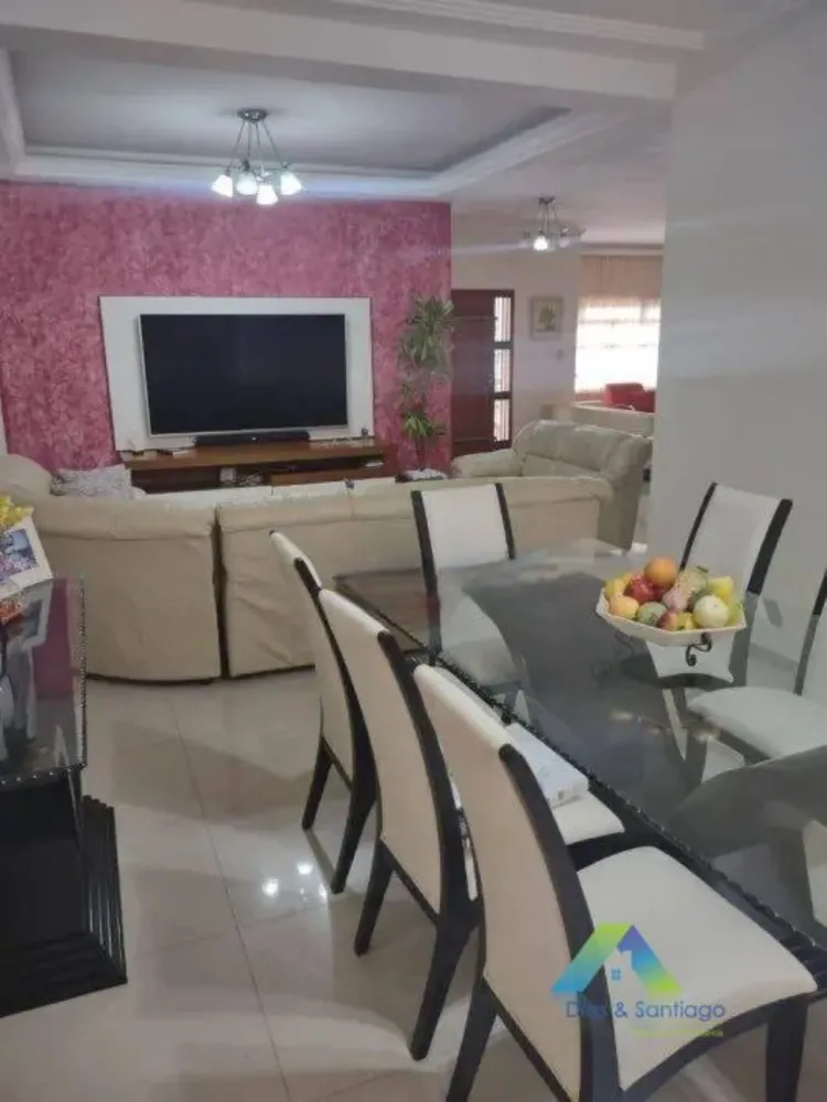 Sobrado, 4 quartos, 390 m² - Foto 1