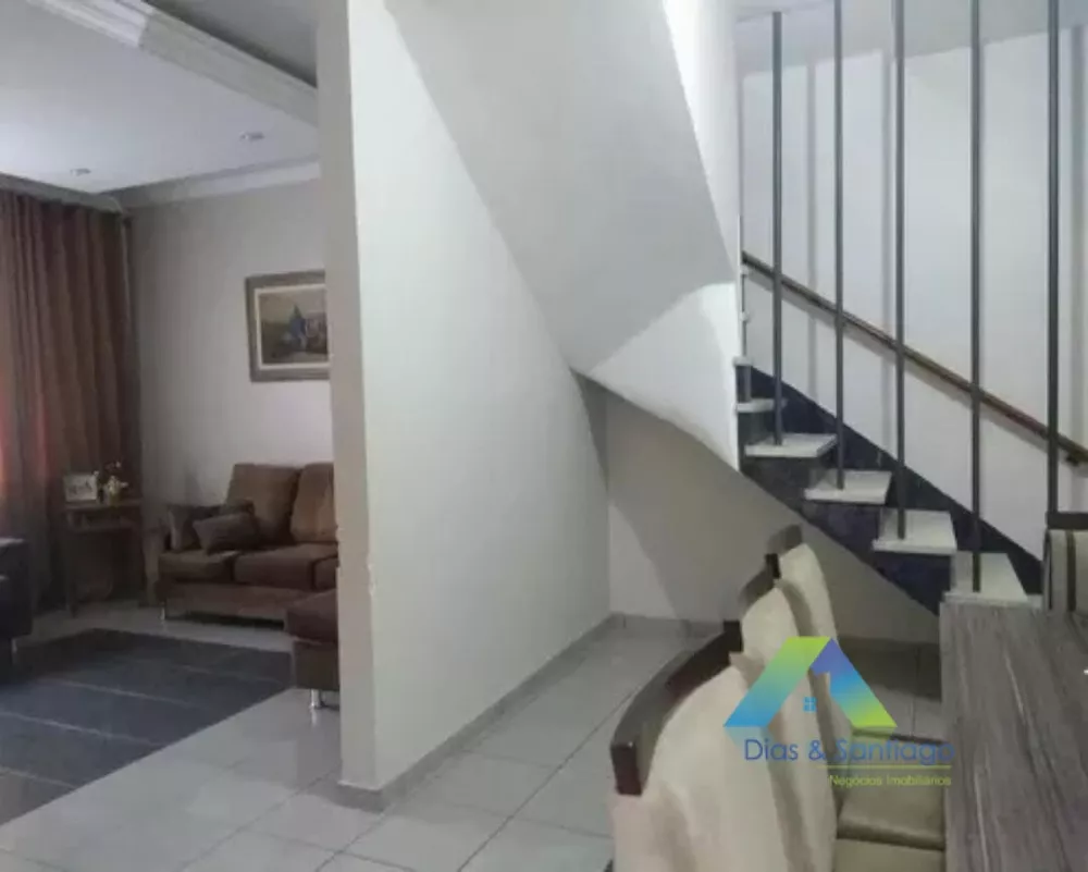 Sobrado à venda com 5 quartos, 210m² - Foto 4