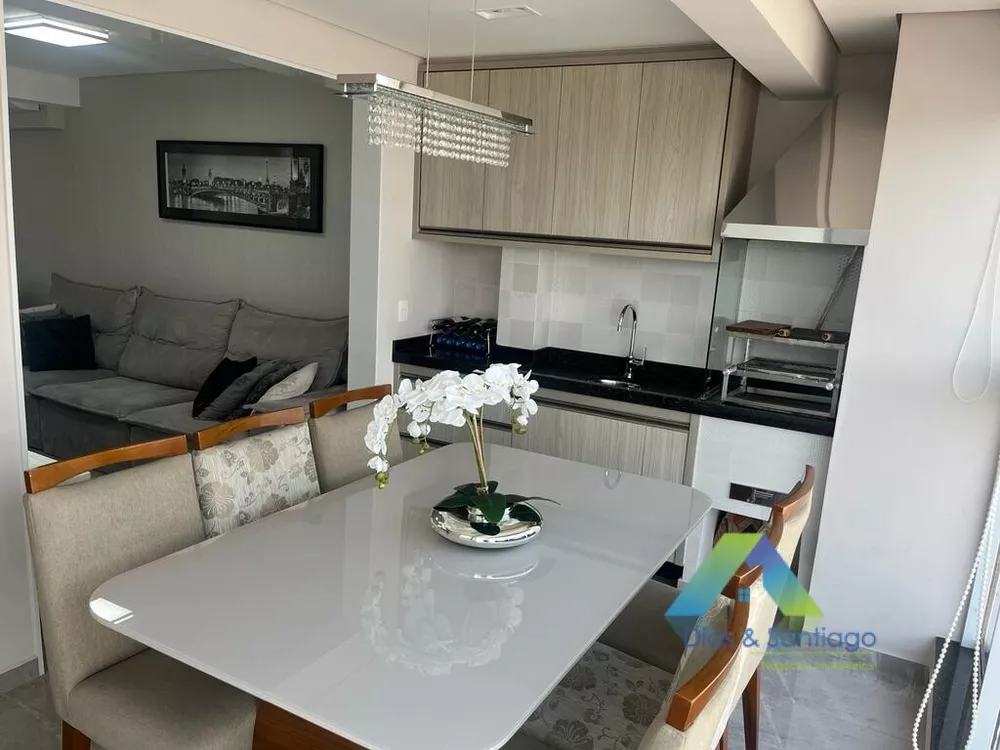 Apartamento à venda com 2 quartos, 90m² - Foto 1