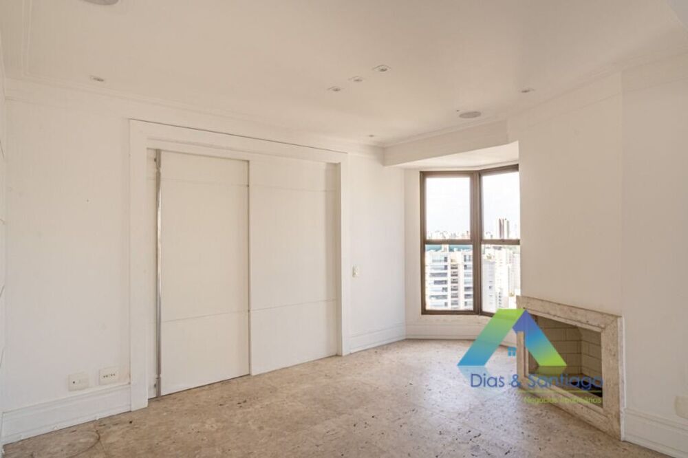 Apartamento para alugar com 4 quartos, 591m² - Foto 3