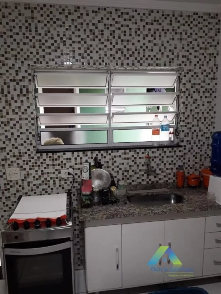 Sobrado à venda com 3 quartos, 125m² - Foto 4