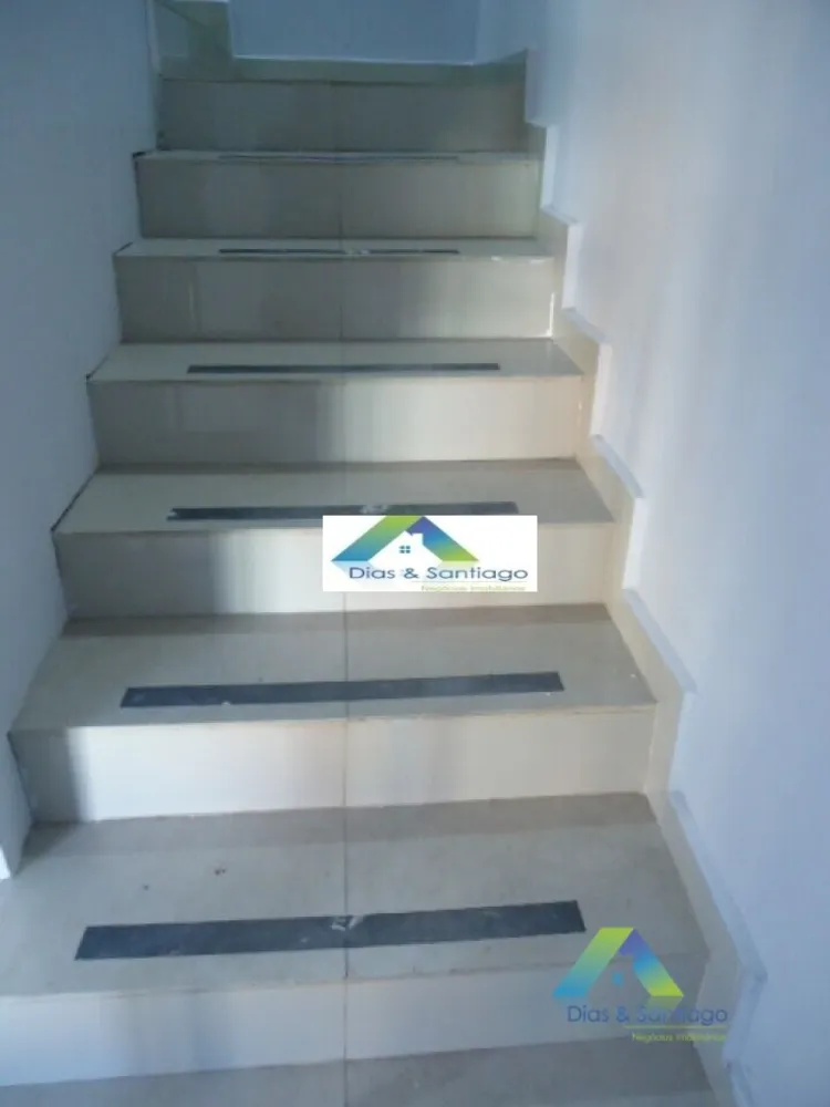 Sobrado, 4 quartos, 480 m² - Foto 2