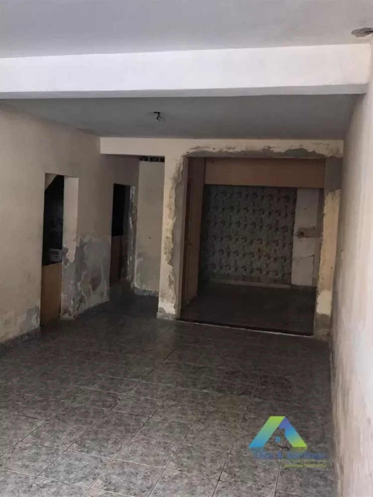 Sobrado à venda com 3 quartos, 320m² - Foto 2