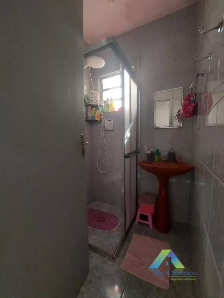 Sobrado à venda com 4 quartos, 200m² - Foto 3