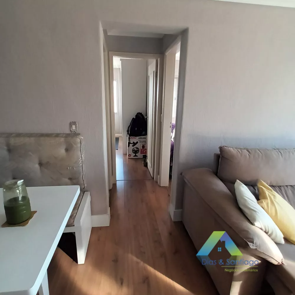 Apartamento à venda com 2 quartos, 70m² - Foto 4