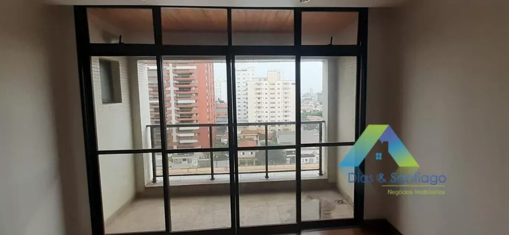 Apartamento à venda com 3 quartos, 214m² - Foto 4