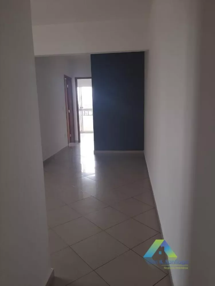 Apartamento à venda com 2 quartos, 62m² - Foto 1