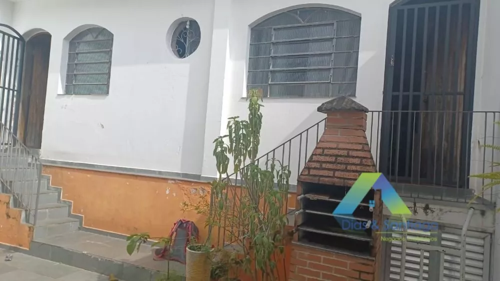 Sobrado à venda com 3 quartos, 215m² - Foto 4