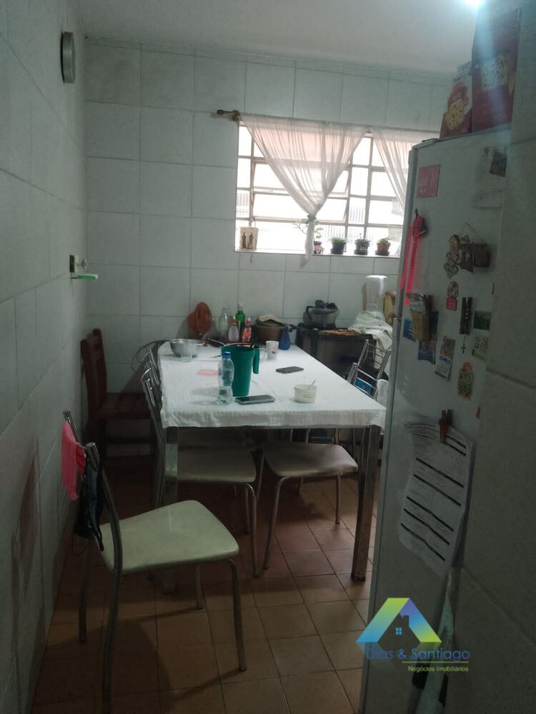 Sobrado à venda com 3 quartos, 168m² - Foto 3