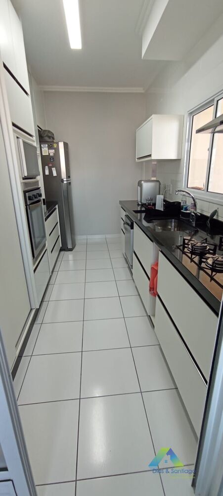 Apartamento à venda com 3 quartos, 96m² - Foto 3