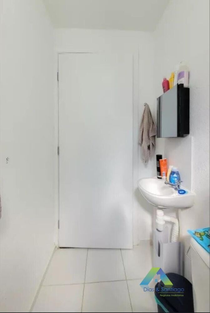 Apartamento à venda com 2 quartos, 42m² - Foto 8