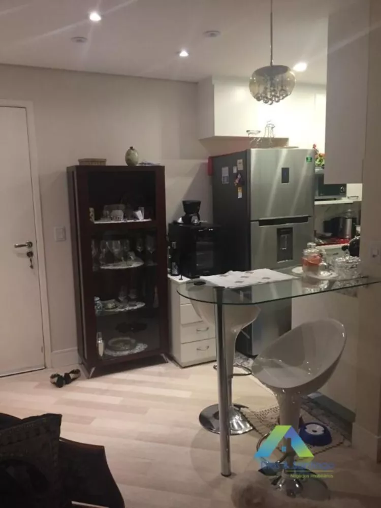 Apartamento à venda com 2 quartos, 68m² - Foto 6