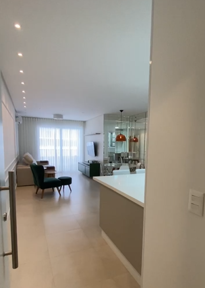 Apartamento à venda com 2 quartos, 99m² - Foto 4