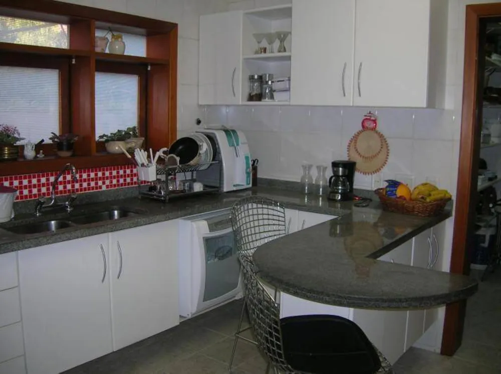 Casa, 4 quartos, 350 m² - Foto 9