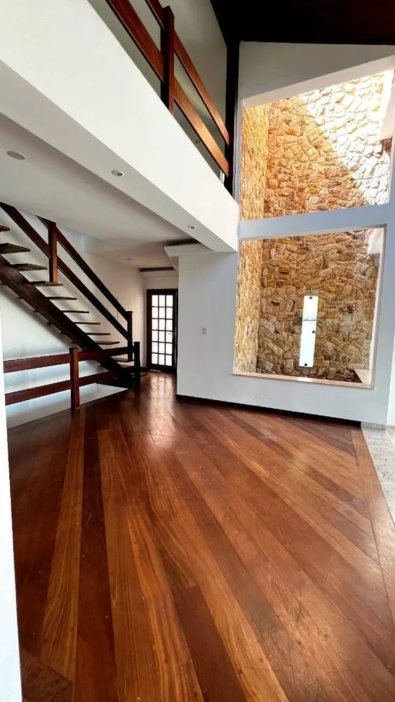 Casa, 4 quartos, 286 m² - Foto 2