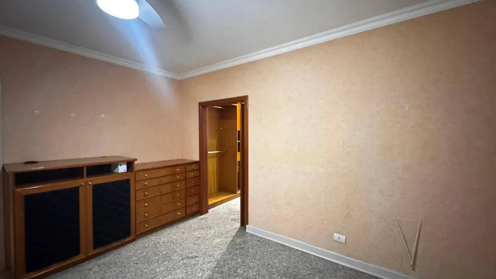 Casa, 4 quartos, 246 m² - Foto 1