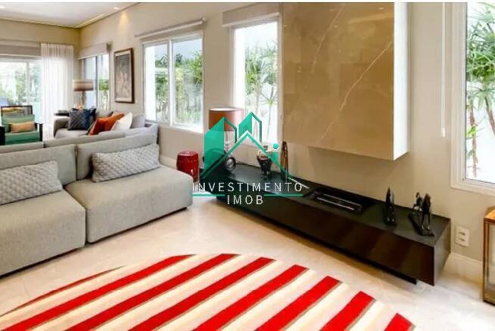 Casa à venda e aluguel com 5 quartos, 598m² - Foto 1