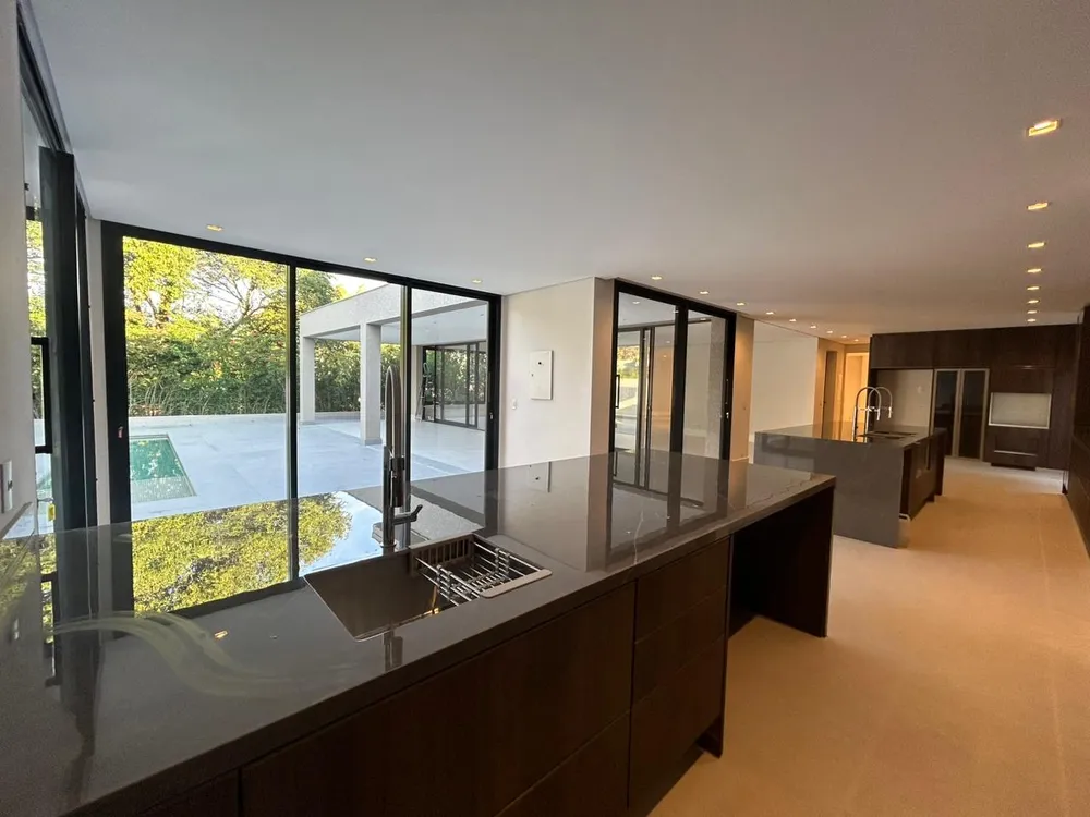 Casa, 4 quartos, 640 m² - Foto 4
