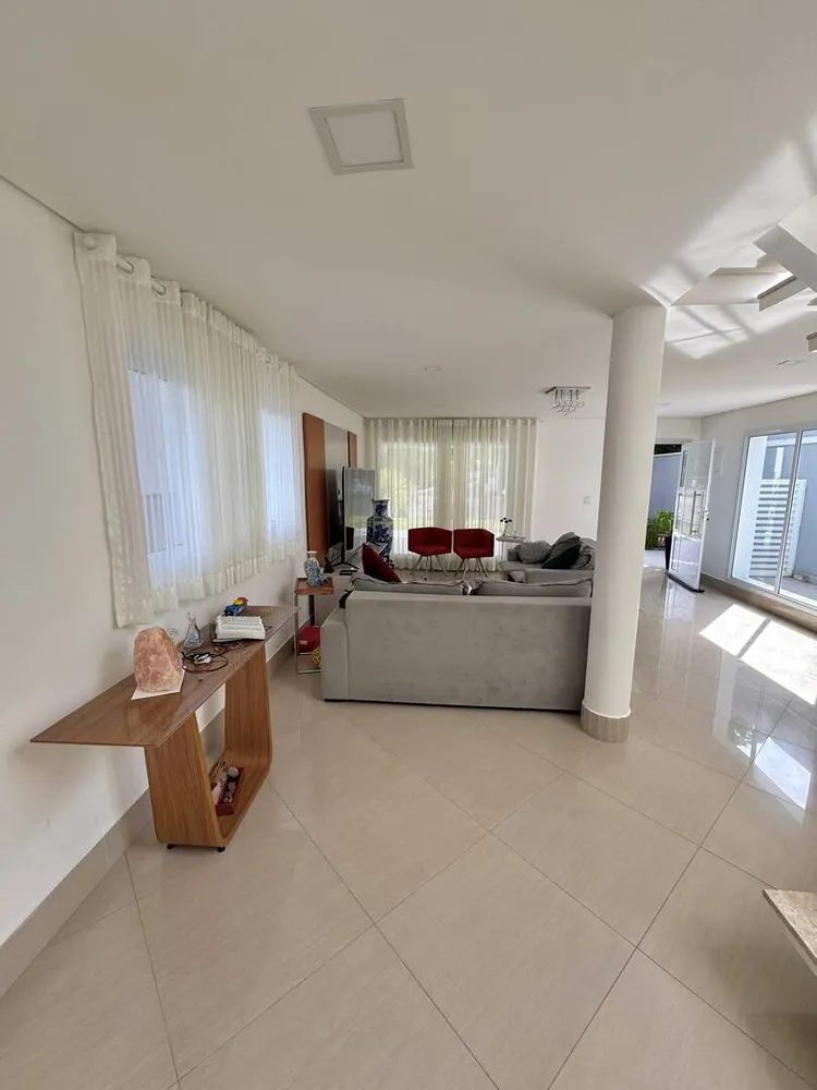 Casa, 2 quartos, 379 m² - Foto 1