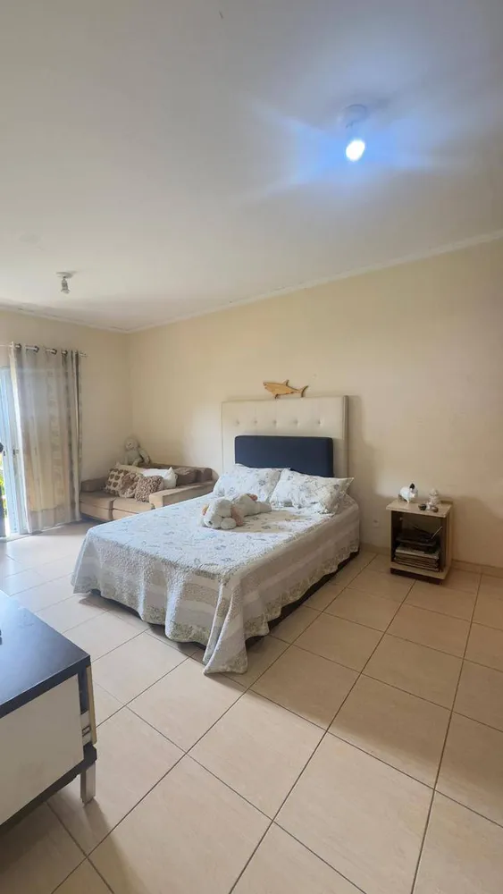 Casa, 4 quartos, 290 m² - Foto 2