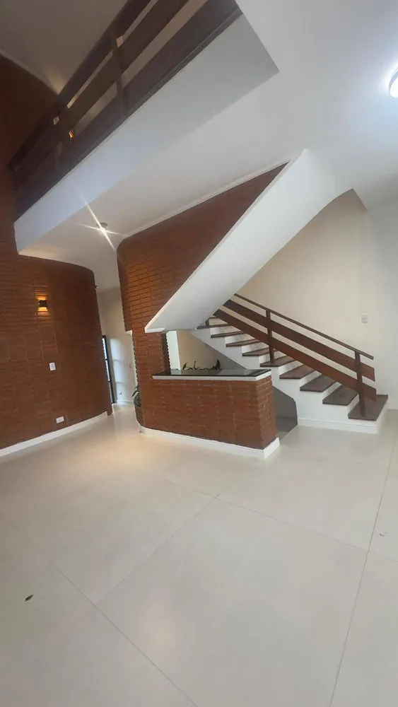 Casa, 4 quartos, 282 m² - Foto 2