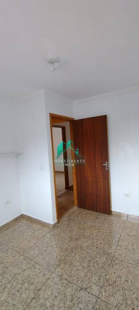 Casa à venda com 2 quartos, 150m² - Foto 4