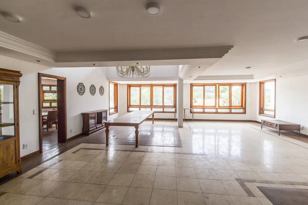Casa, 4 quartos, 635 m² - Foto 2